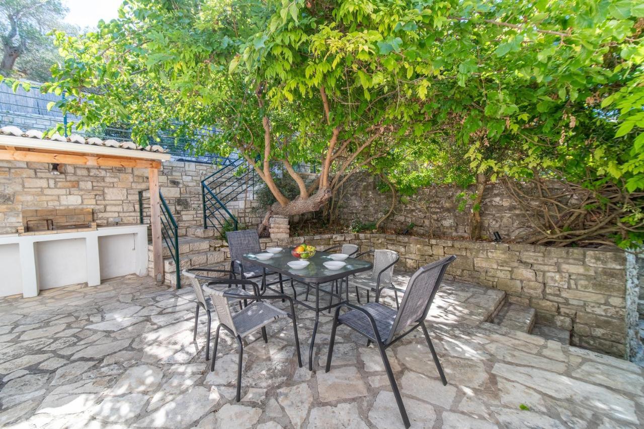Villa Adamantia Paxos ไกออส ภายนอก รูปภาพ
